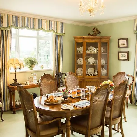 Lowlands Bed & Breakfast